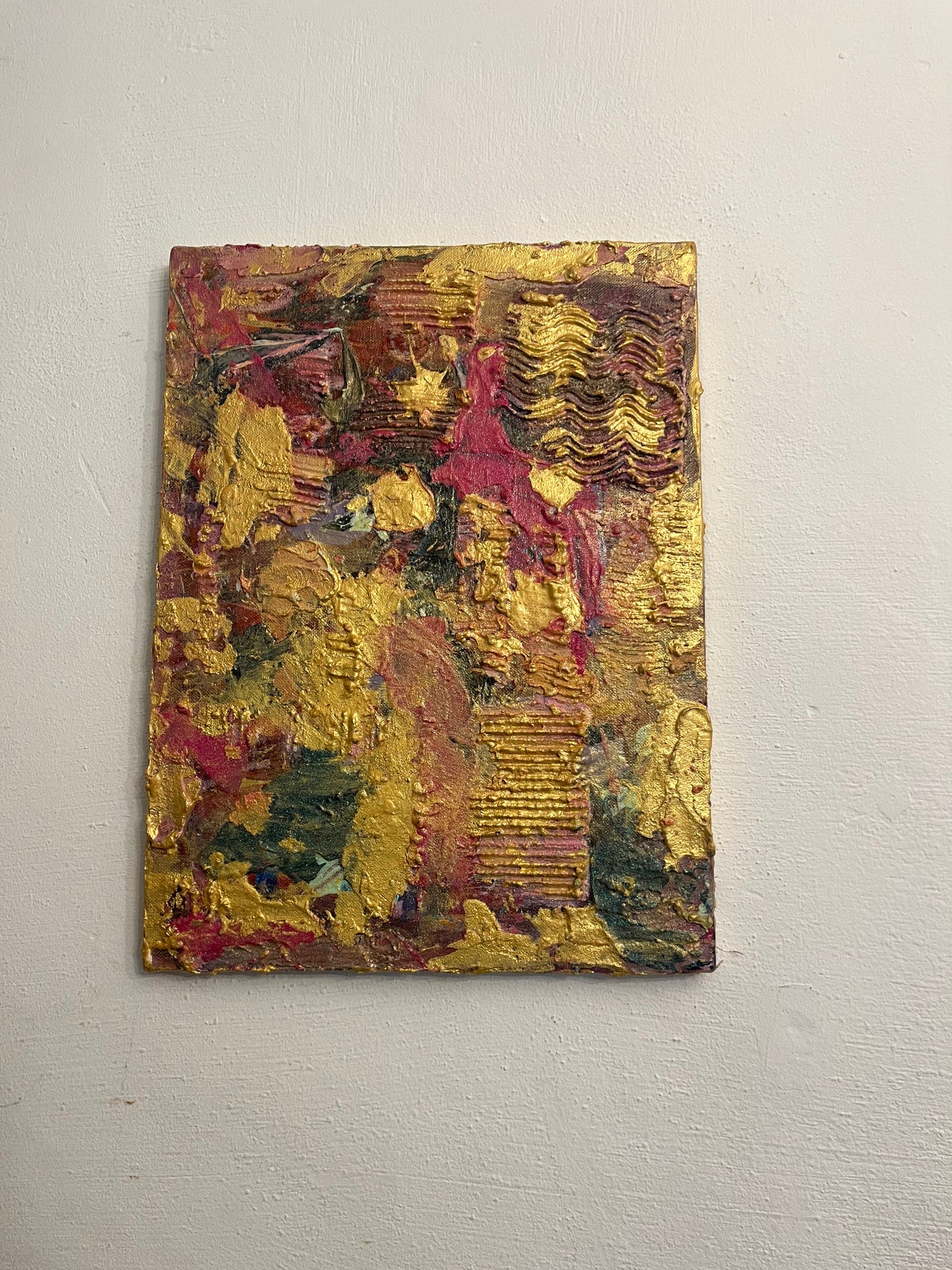 The Goddess – Original Acrylic Painting by Amy | Abstract Art in Gold and Pink