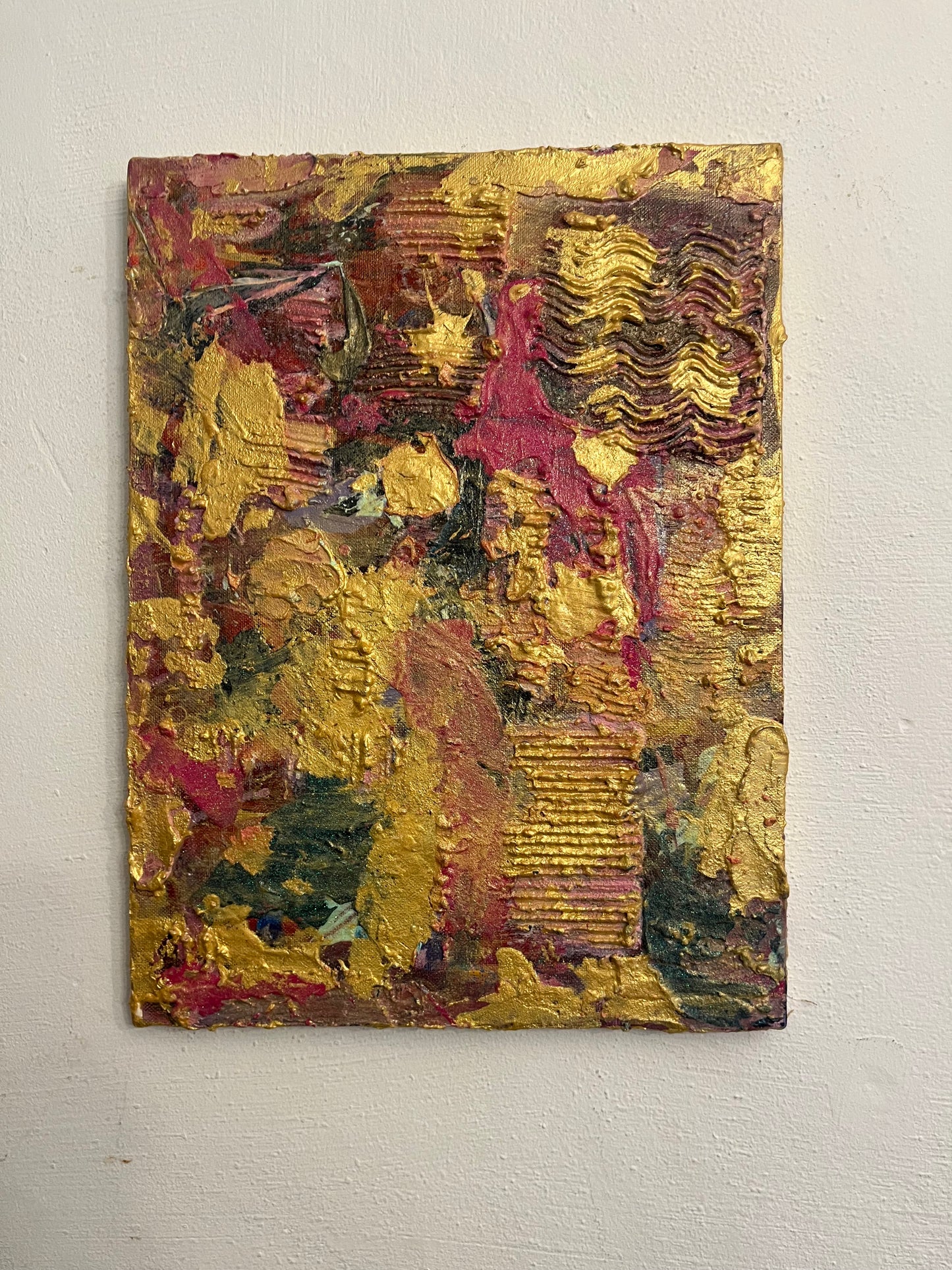 The Goddess – Original Acrylic Painting by Amy | Abstract Art in Gold and Pink